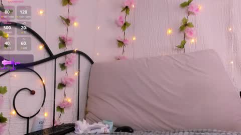 hi guys Im new here Im 18 years oldIve never had sex online show from 14, 2, 2025