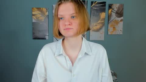 hi guys Im new here Im 18 years oldIve never had sex online show from 13, 1, 2026