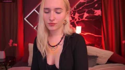 Snapshot of lilielfie chatting on 16, 2, 2026 lilielfie online show from 16, 2, 2026