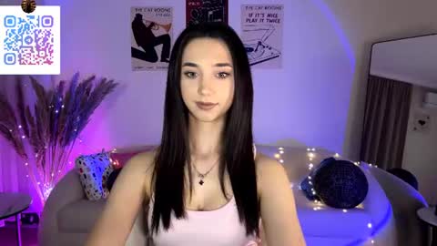 Lina online show from 10, 7, 2026