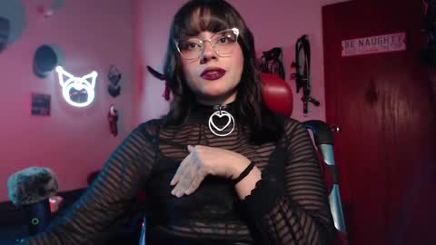 Molly online show from 27, 12, 2024