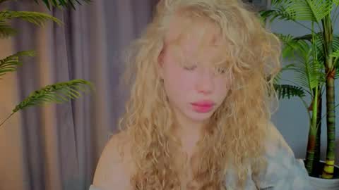 lililok101 online show from 20, 11, 2025