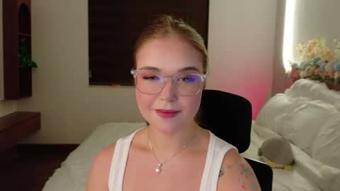 Lilith Bonheur online show from 7, 4, 2026