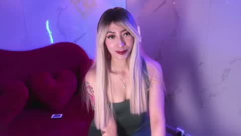 lilith cooper20 online show from 19, 2, 2026