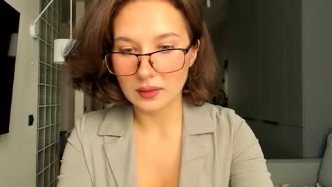 Snapshot of lilith_lutherlow chatting on 4, 11, 2025 lilith online show from 4, 11, 2025