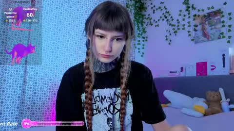 Snapshot of lilith_poison chatting on 7, 6, 2026 lilith_poison online show from 7, 6, 2026