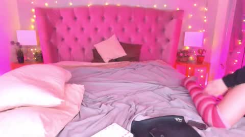 Snapshot of lilithiscute chatting on 19, 10, 2025 lilithiscute online show from 19, 10, 2025