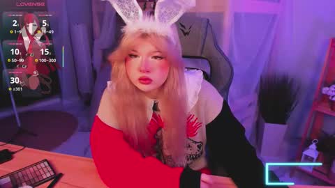 LilithNelson online show from 19, 11, 2025