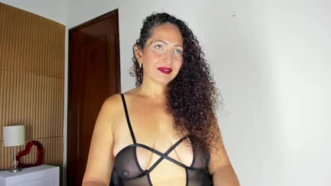 lilithphillis1 online show from 27, 3, 2026