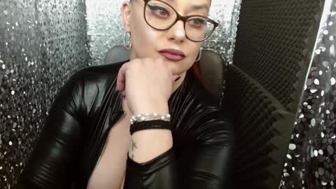 Snapshot of lilithserendipity chatting on 24, 2, 2026 LILITHSERENDIPITY online show from 24, 2, 2026