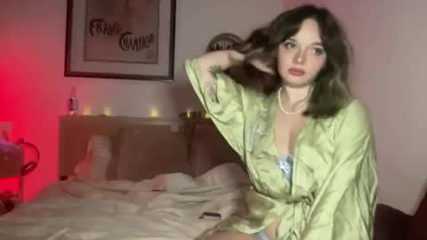 lilldaddysgirl online show from 14, 12, 2025