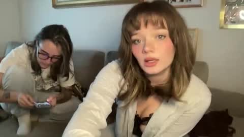 lilldaddysgirl online show from 11, 1, 2026