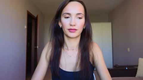 Lillian online show from 4, 10, 2025