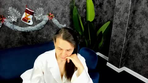 Snapshot of lillian_white1 chatting on 29, 12, 2024 lillian_white1 online show from 29, 12, 2024