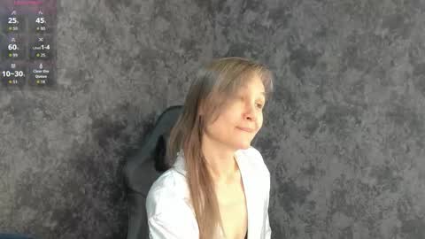 Snapshot of lillian_white1 chatting on 1, 10, 2025 lillian_white1 online show from 1, 10, 2025