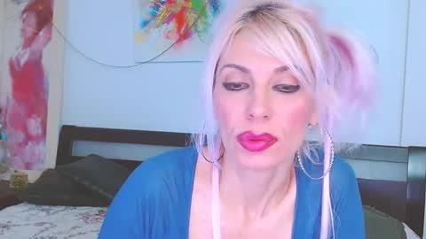 Lara online show from 7, 3, 2025