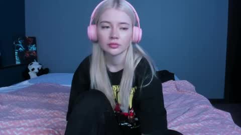 lillie_berry online show from 23, 5, 2026