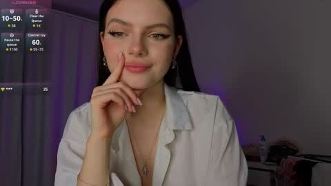 Lilia online show from 7, 5, 2026
