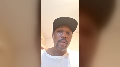 lillokey1 online show from 15, 6, 2026