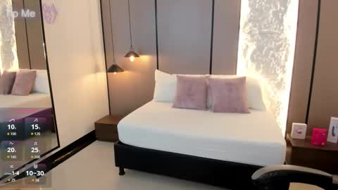 L I L L Y online show from 17, 2, 2026