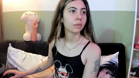 lilly_sweet02 online show from 9, 2, 2026