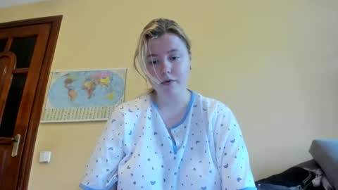 Lilly Depp online show from 22, 10, 2025