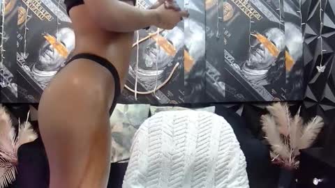 lilmissbaddiexxx online show from 20, 10, 2025