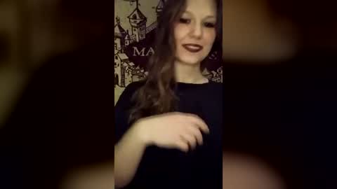 lilmissscorpi0 online show from 22, 7, 2026
