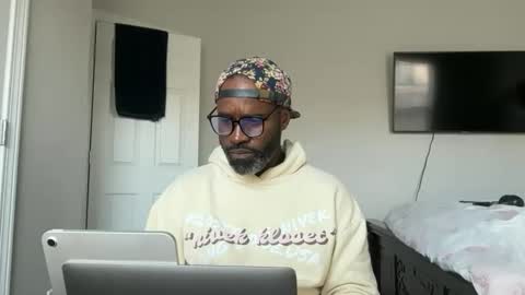 lilnasty100 online show from 14, 4, 2026