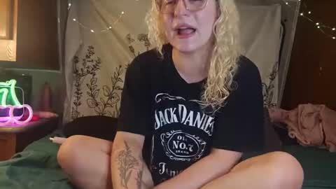 LilPies  online show from 14, 7, 2026
