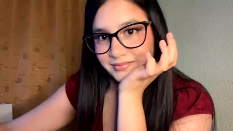 lilprincessxoxo_ online show from 27, 1, 2025