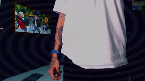  ONLYFANS   online show from 1, 12, 2025