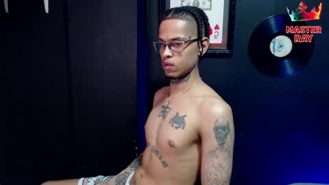 Snapshot of lilray99 chatting on 19, 6, 2026 ONLYFANS online show from 19, 6, 2026