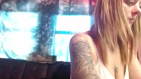 Luna online show from 6, 6, 2026