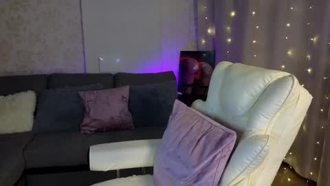 Lilu online show from 26, 2, 2025