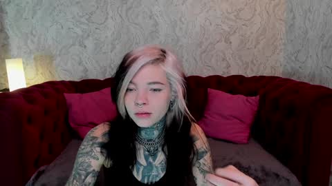 Snapshot of lilu_kayden chatting on 4, 1, 2025 Little slave Kayden online show from 4, 1, 2025