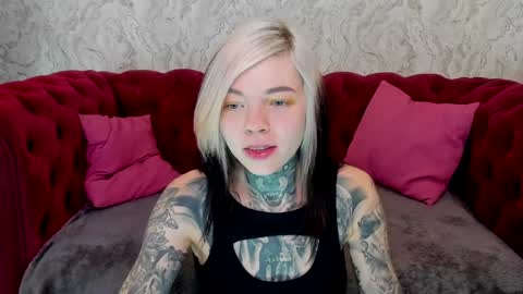 Snapshot of lilu_kayden chatting on 15, 1, 2025 Little slave Kayden online show from 15, 1, 2025