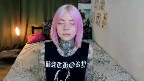 Little slave Kayden online show from 21, 7, 2026