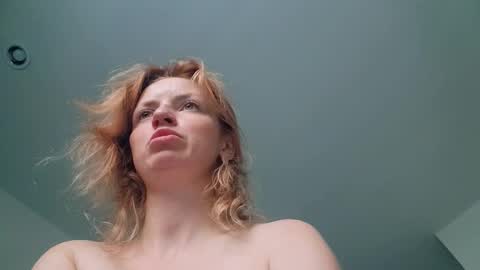 Snapshot of liludancer chatting on 17, 3, 2026 liludancer online show from 17, 3, 2026