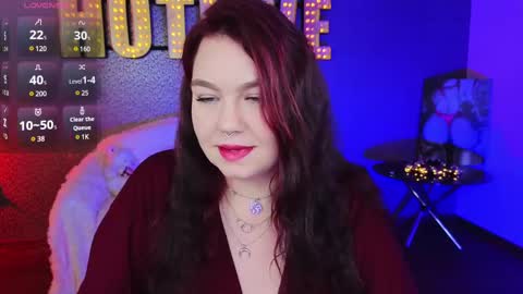 Lilu online show from 12, 12, 2024