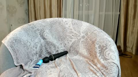 LILY online show from 8, 12, 2024