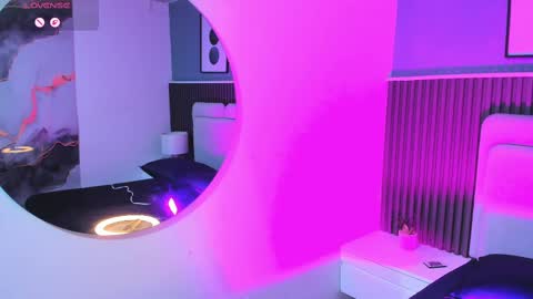  lily  online show from 16, 10, 2025