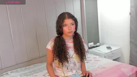 lily_cherry0 online show from 6, 3, 2025