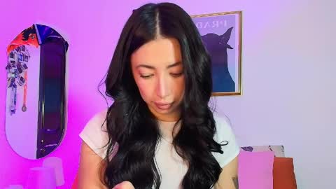Snapshot of lily_evans_ chatting on 20, 5, 2026 just lily online show from 20, 5, 2026
