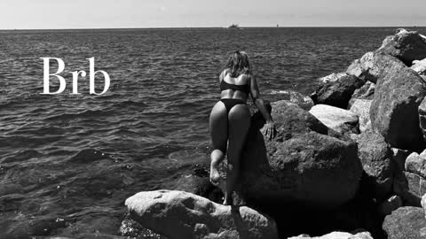 Lily online show from 9, 12, 2024