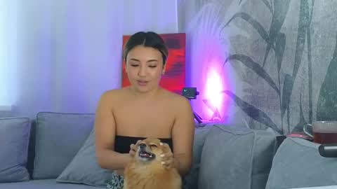 Lily online show from 26, 2, 2025