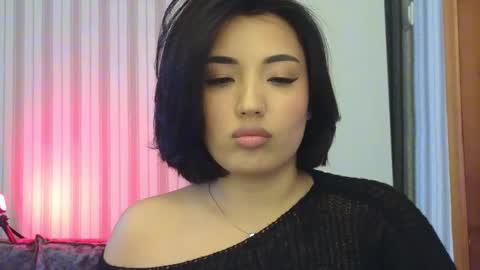 Lily online show from 12, 9, 2025