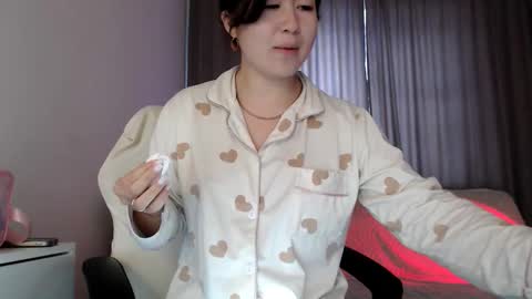 Lily Litle online show from 17, 10, 2025