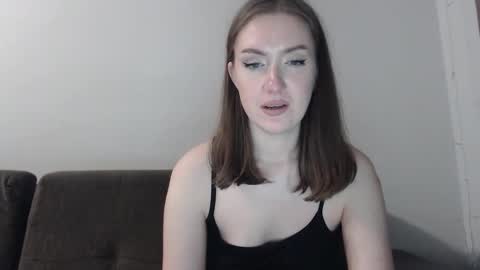 lily_love_x online show from 16, 10, 2025