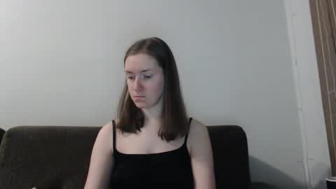 lily_love_x online show from 23, 10, 2025